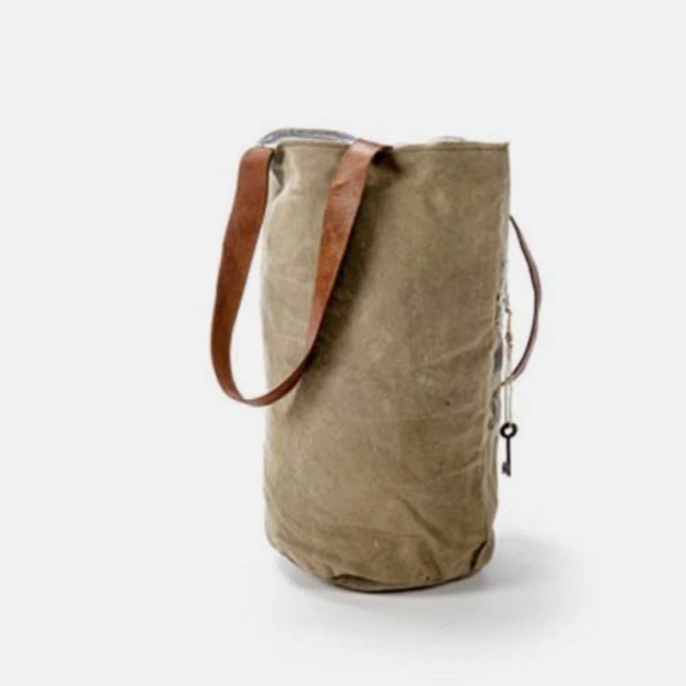 Mariette-Handmade Duffel Bag with Antique Key Detail from the Barrel Shack - Picture 2 of 7